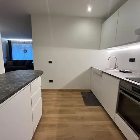 Neve Monolocale, Ottima Posizione, Posto Auto. * Bormio