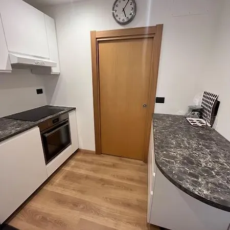 Neve Monolocale, Ottima Posizione, Posto Auto. Apartment *