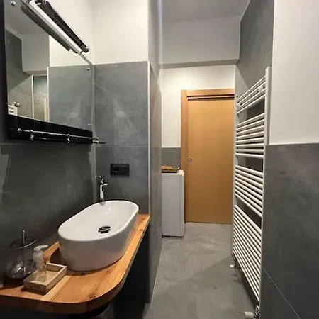 Apartment Neve Monolocale, Ottima Posizione, Posto Auto. *